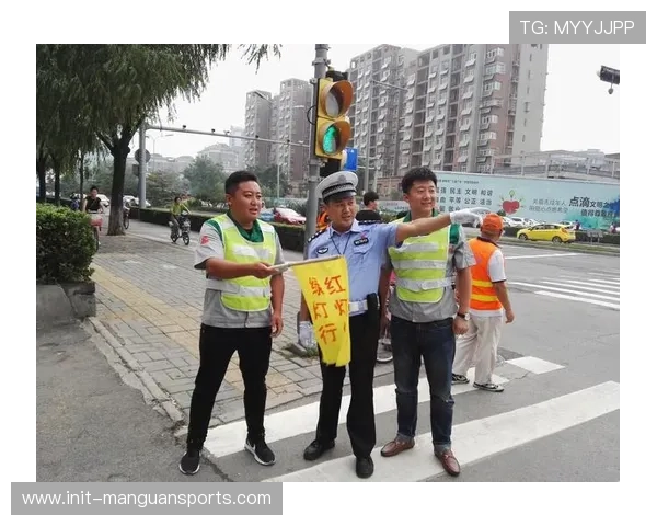 赛事总监称集结赛严格遵守交通法规，注重团队协作